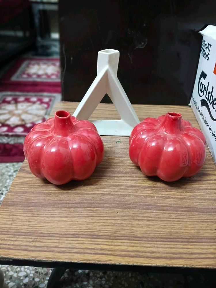 Red Pumpkin Vase Set with 1 triangle shape vas