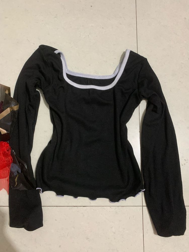 Black Top Long Sleeve