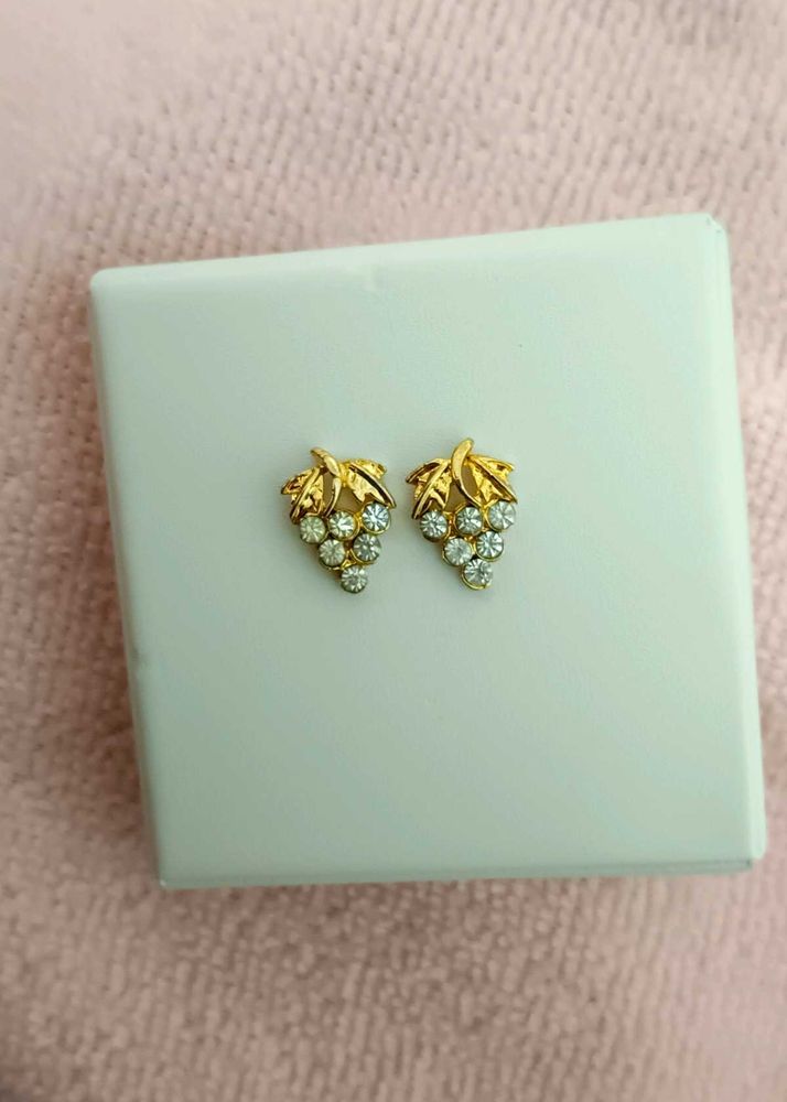 Grape Design Gold Earrings