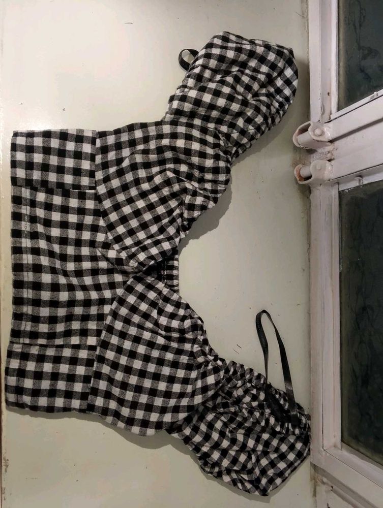Gingham Ruffle Crop Top