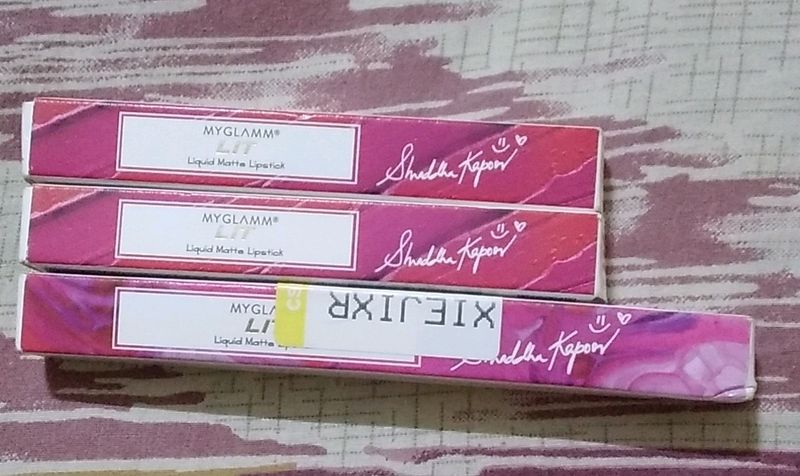 MYGLAMM   Shade LM  95    E-Boy     Net Quantity:1.6ml,      Shade LM 08 SLOW FADE   Net Quantity: 1.6ml,      Liquid Lipstick Shade LM 08 SLOW FADE  , Net Quantity: 3ml
