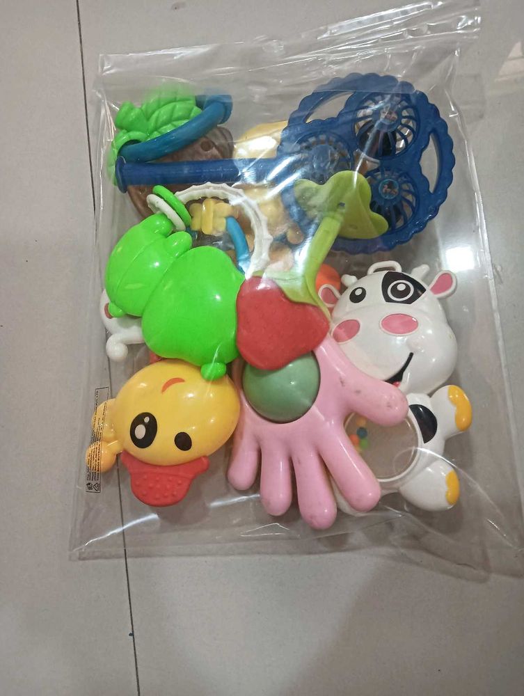 7 junjuna and 2 teether