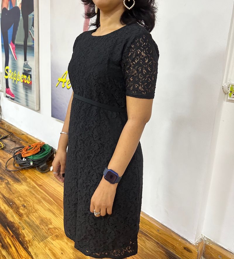 Rio Lace Dress - Perfect For Office Parties