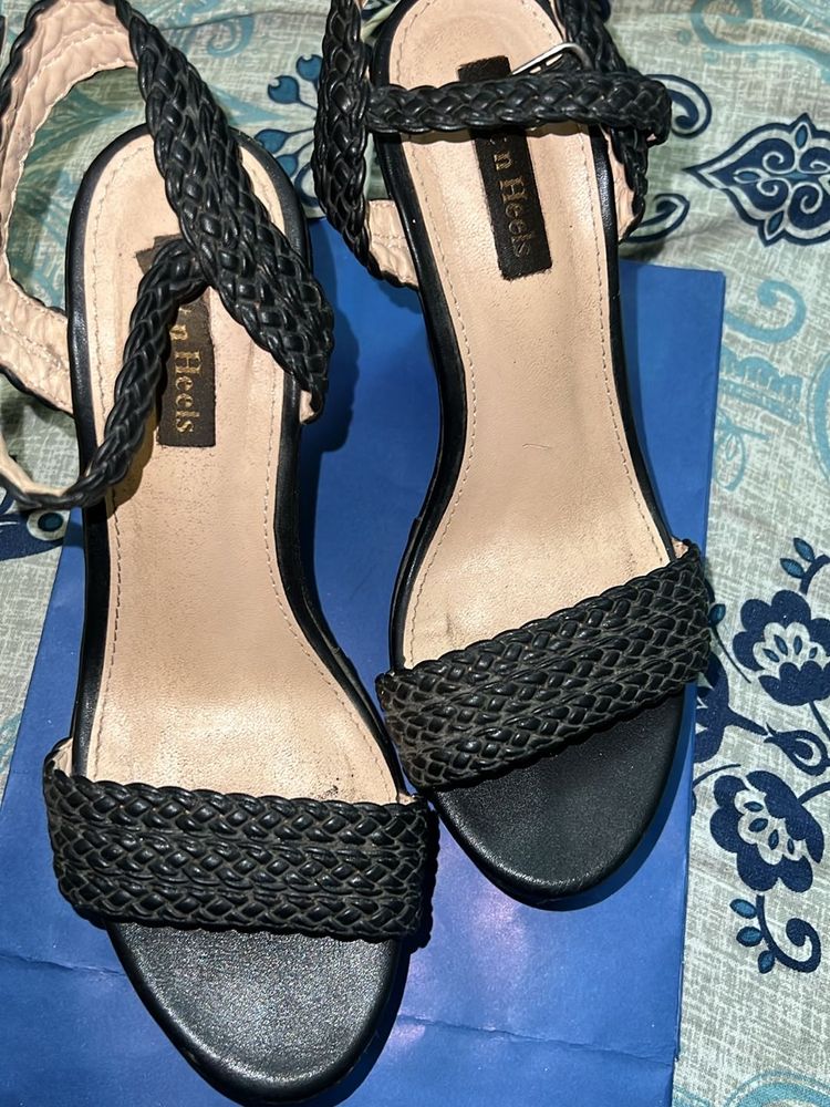 Black Braided Wedges
