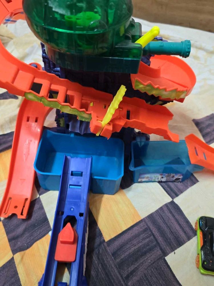 Hot Wheels Track Set