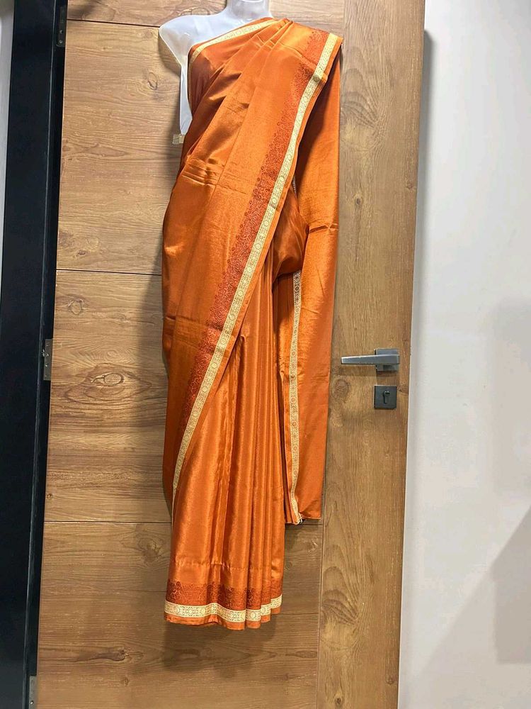 🧡🥭Elegant Orange Saree🧡🥭