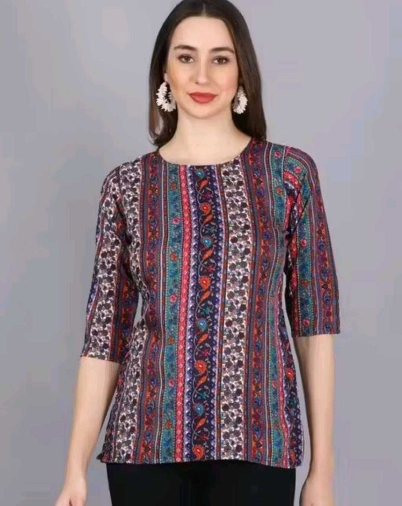 Patterned 3/4 Sleeve Top