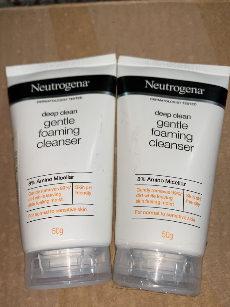 Neutrogena Cleanser