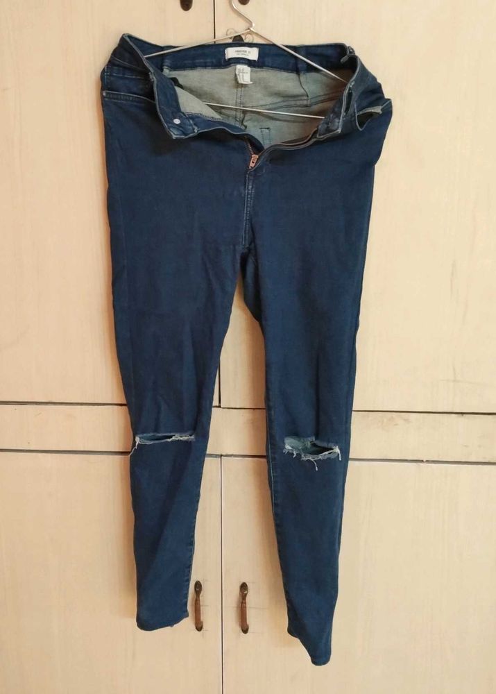 Ripped Knee High Waist Denim Jeans