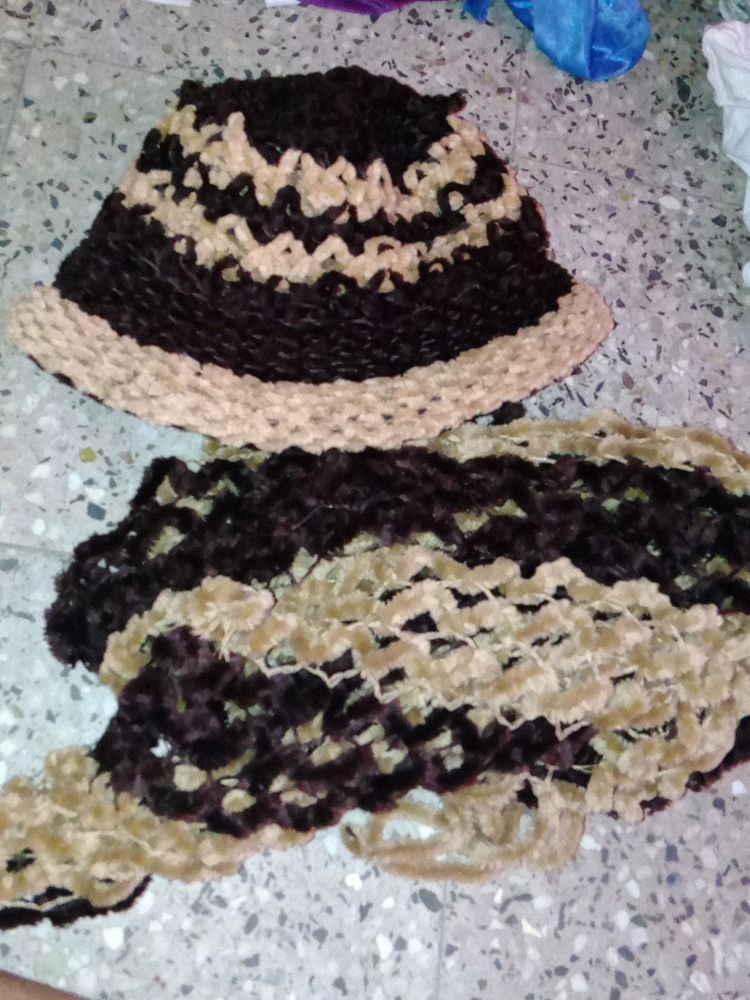Cap With Stole