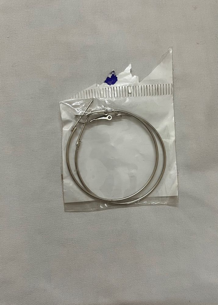 Women Silver Round Earing