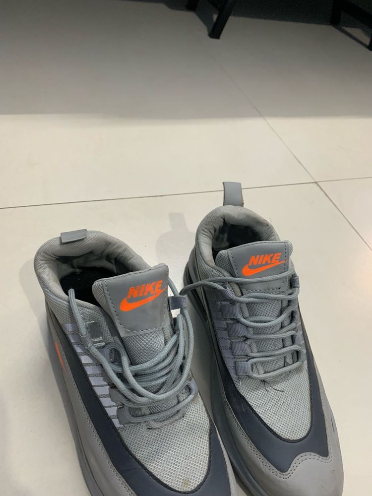 Nike Grey &amp; Orange Sneakers
