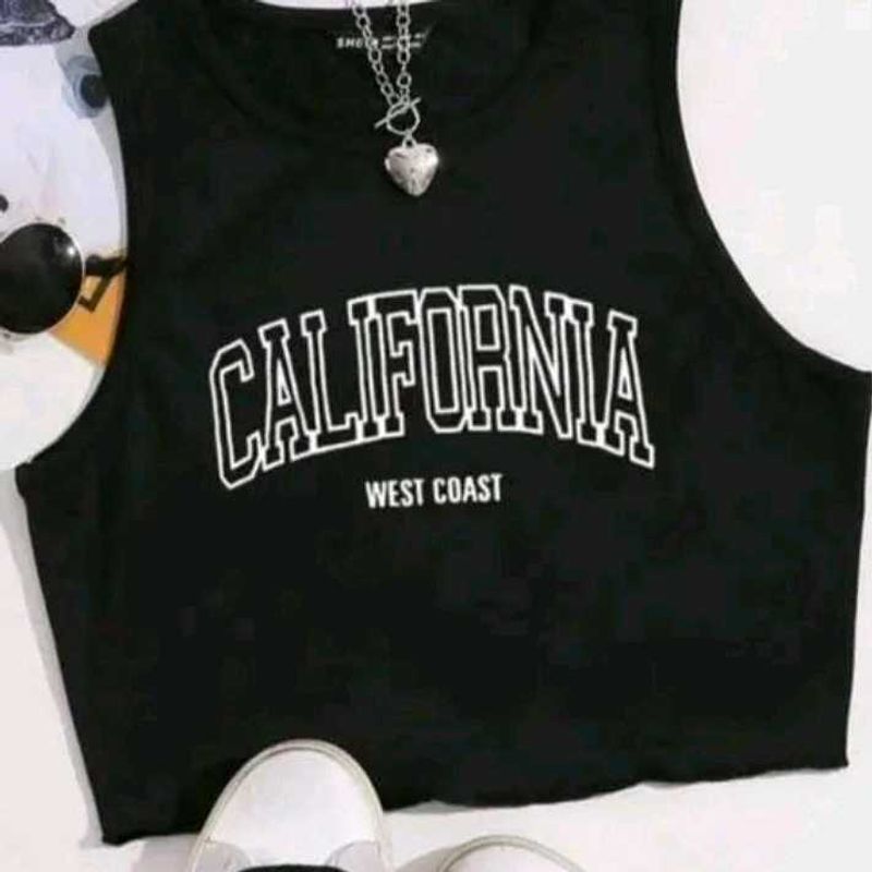 Women&#39;s Graphic Crop Top
