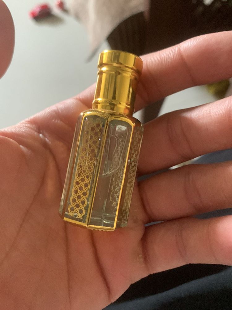 Ornate Perfume Oil Bottle Gucci Flora