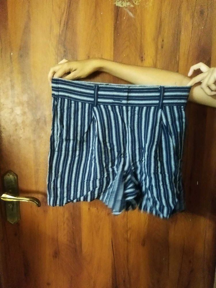 Cute Striped Shorts