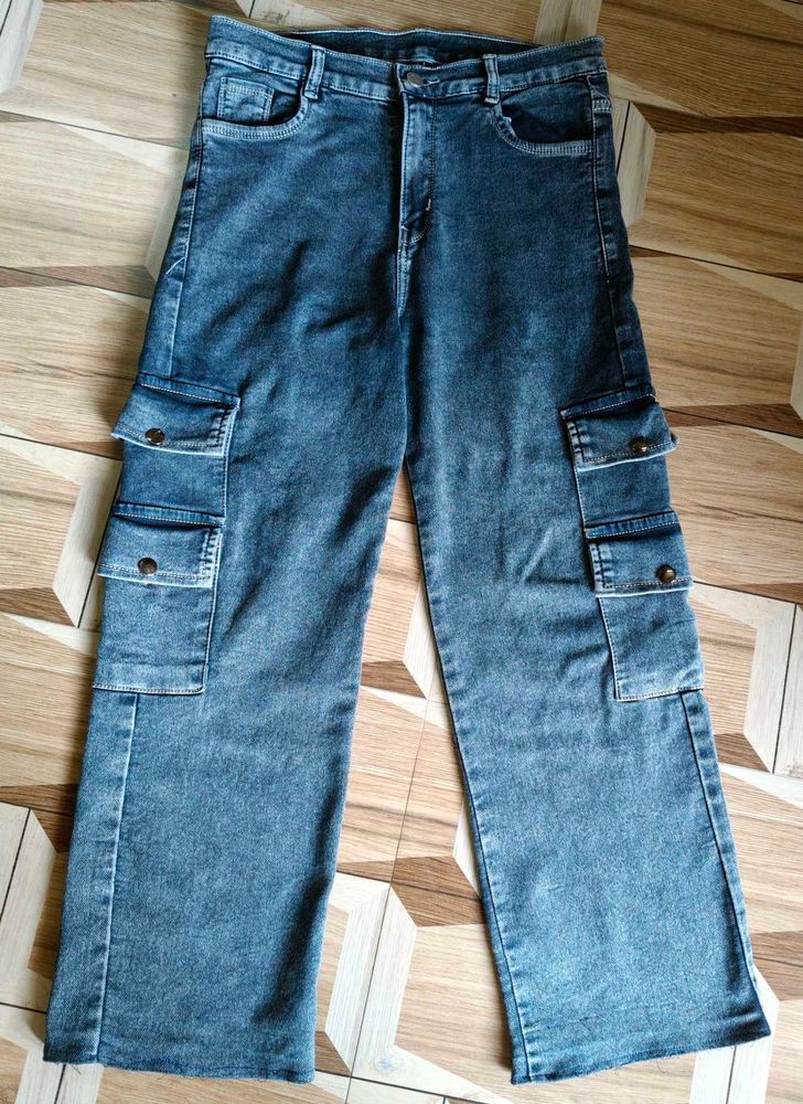 Cargo Jeans