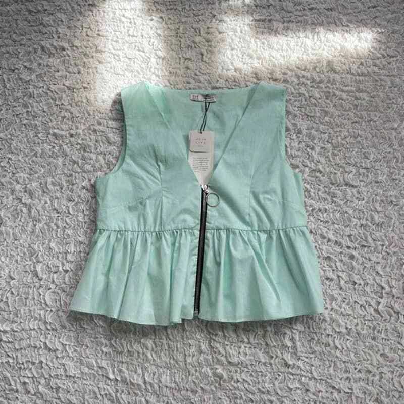 Zara Frontzip Top