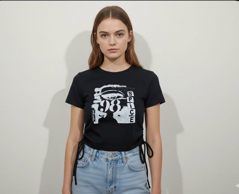 Black Graphic Print T-shirt