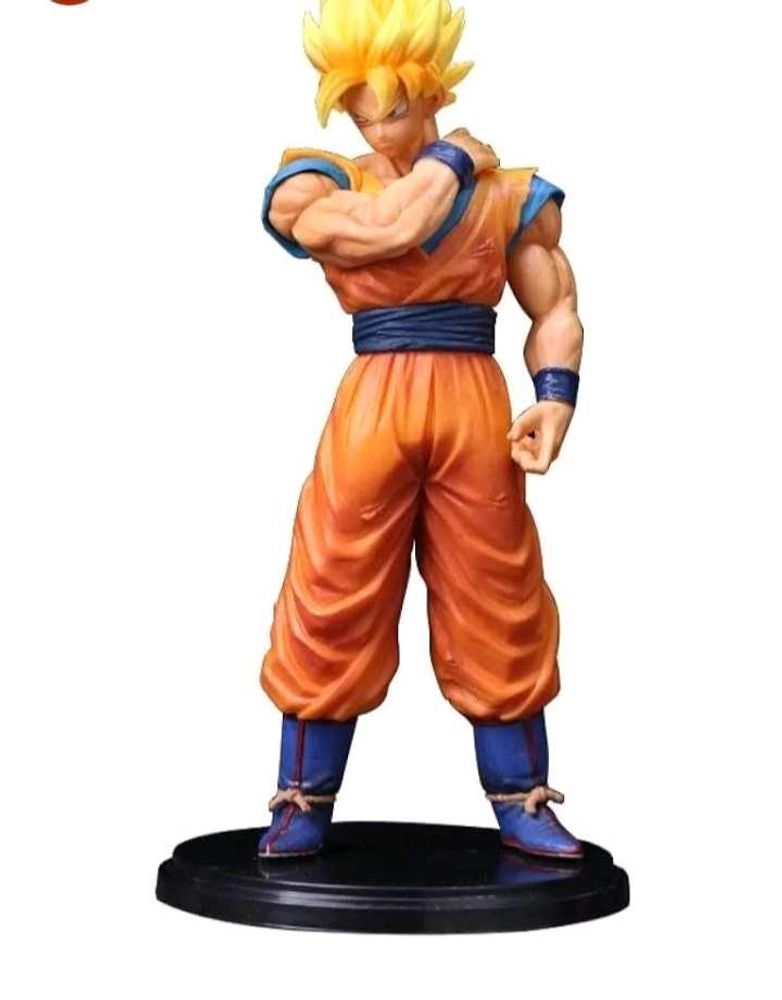 Goku Figurine