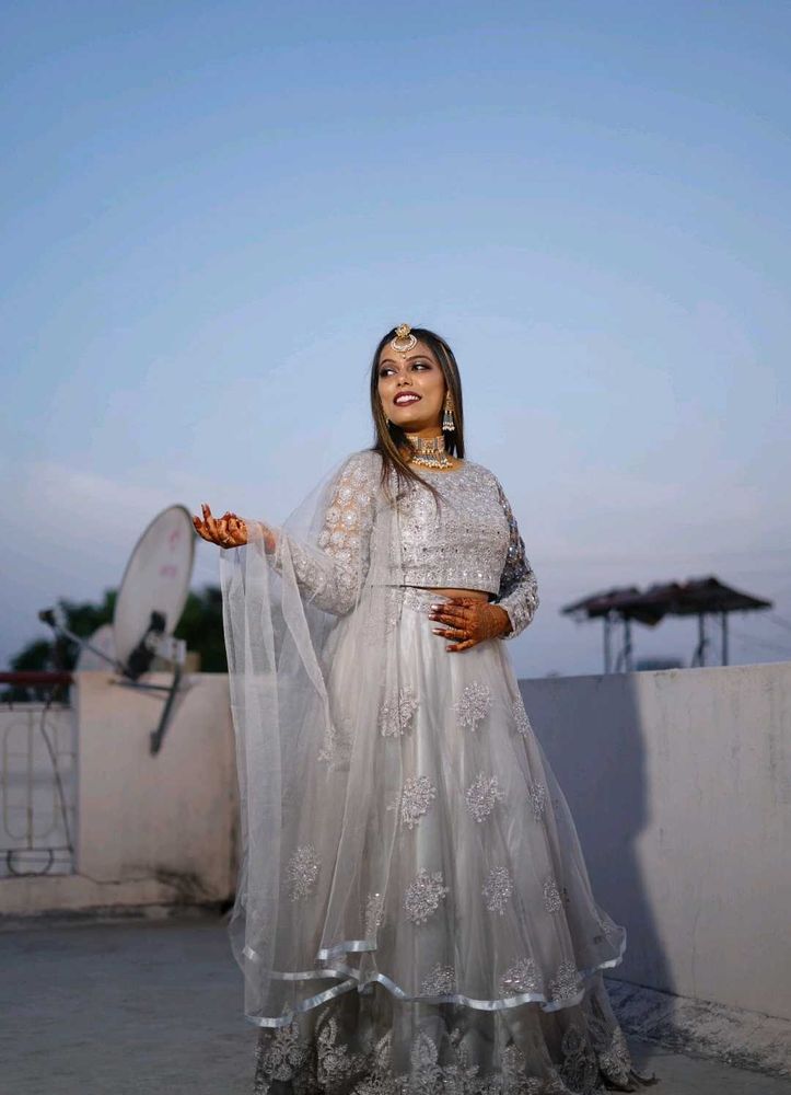 Elegant Silver Lehenga Choli.....🥰🤩