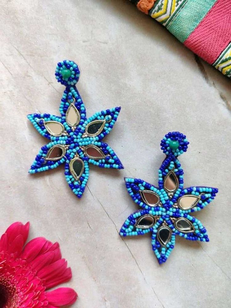 Beaded Starburst Earrings🩵🩷