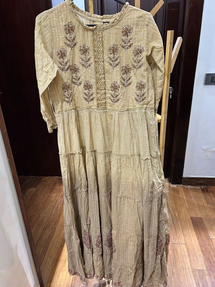 Beige/brown Tiered Ethnic Gown