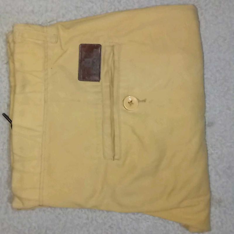 I AM Selling A Regular Jogger Pant