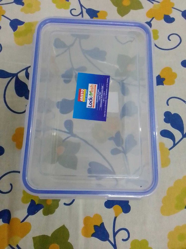 Lock &amp; Fresh Container - 3350 Ml