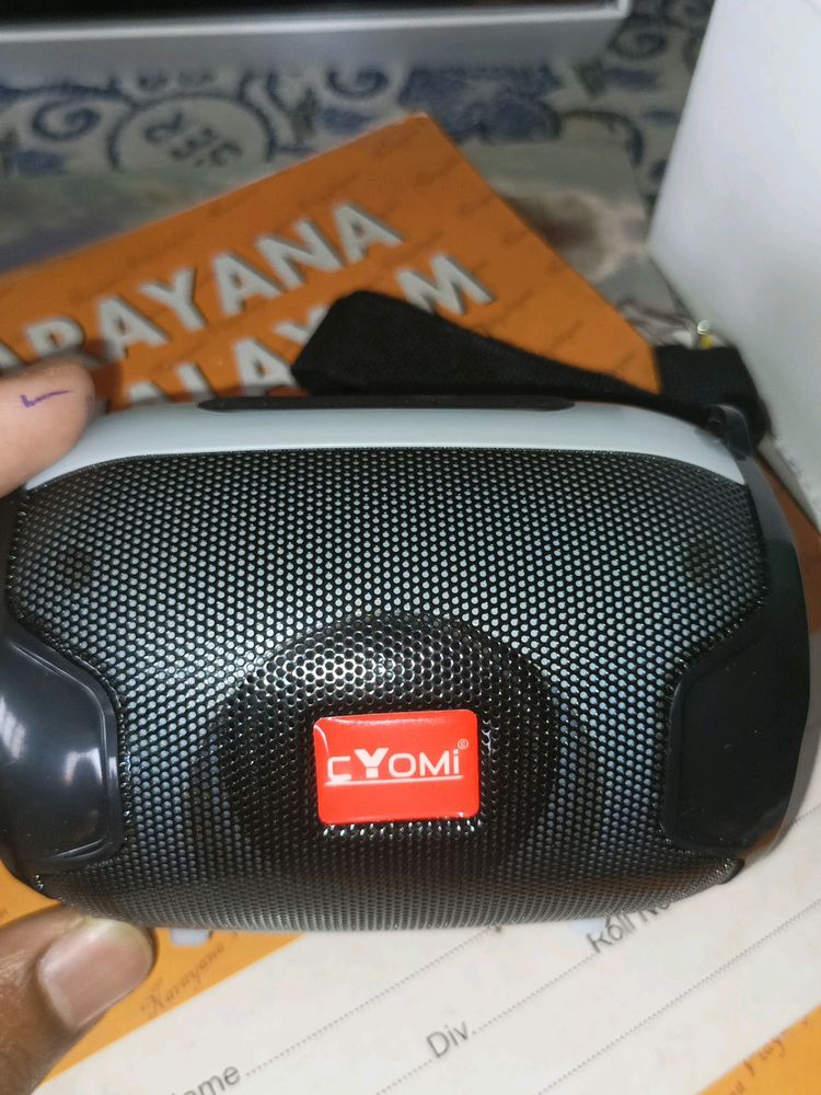 Cyomi Bluetooth Speaker