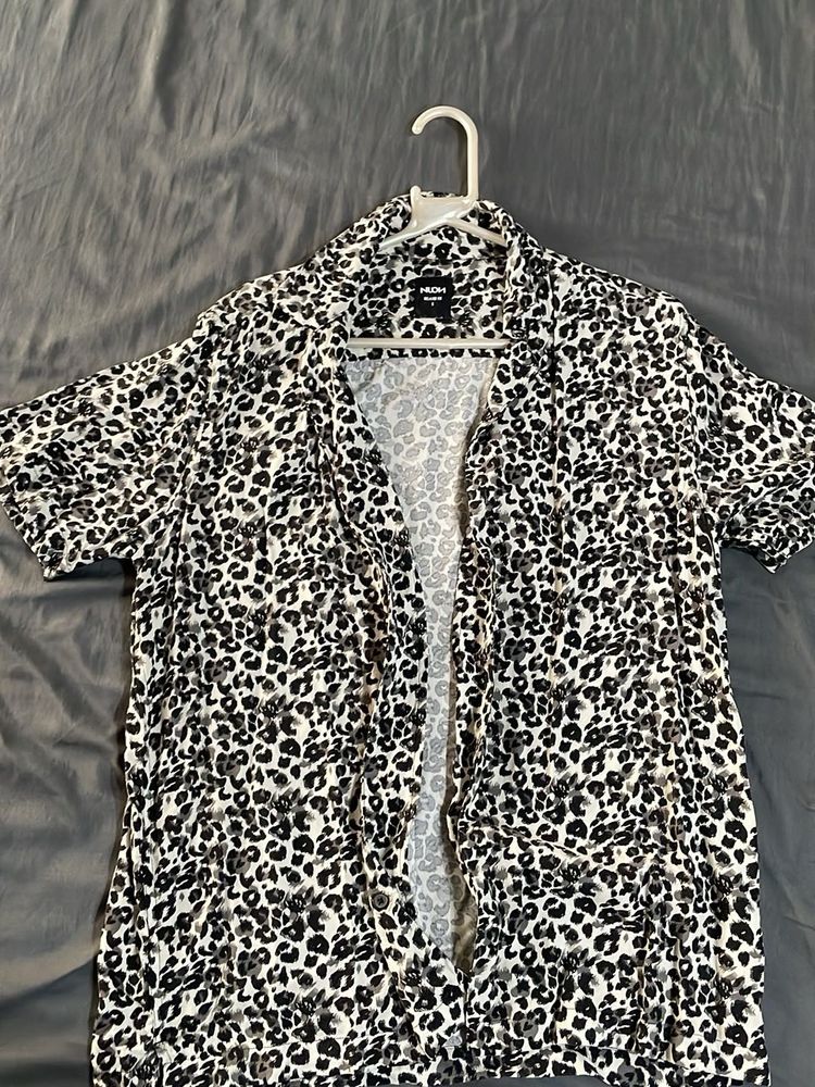 Animal Print Shirt “ S “