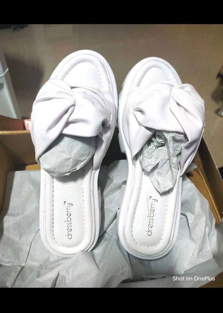 Dressberry Footwear Fix Price