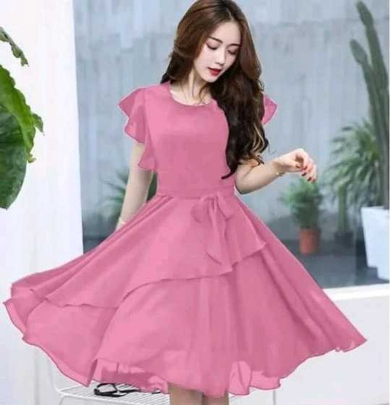 Pink Flutter Sleeve 👗 👌