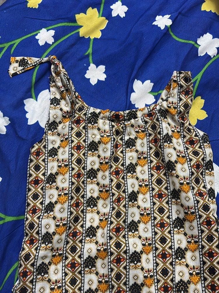 Patterned Sleeveless Top