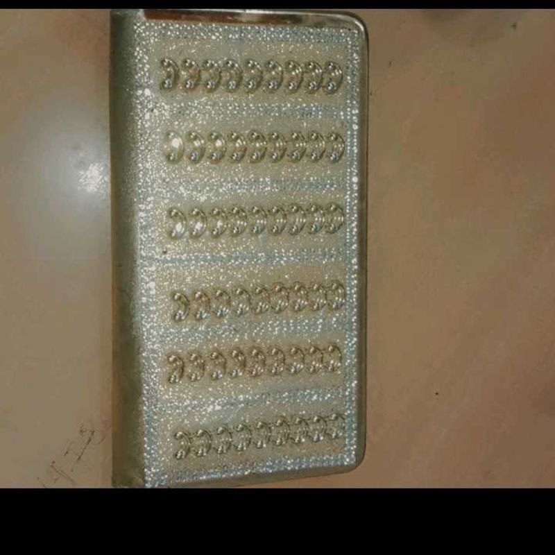 Pretty Clutch 👛 For Prett