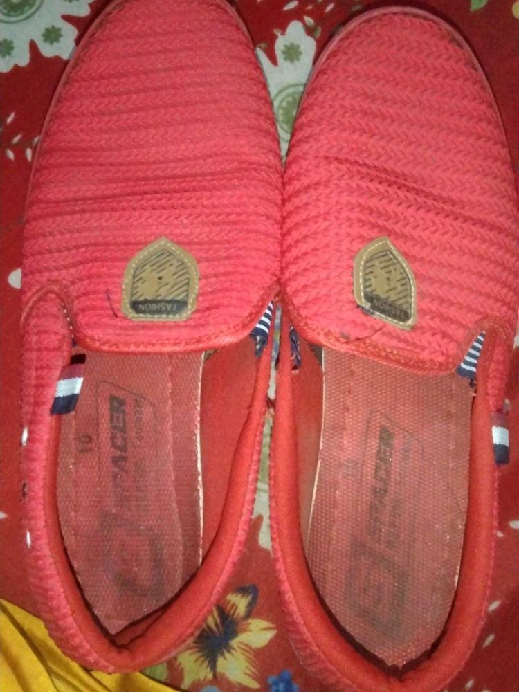 Red &#39;Racer&#39; Slip-On Shoes