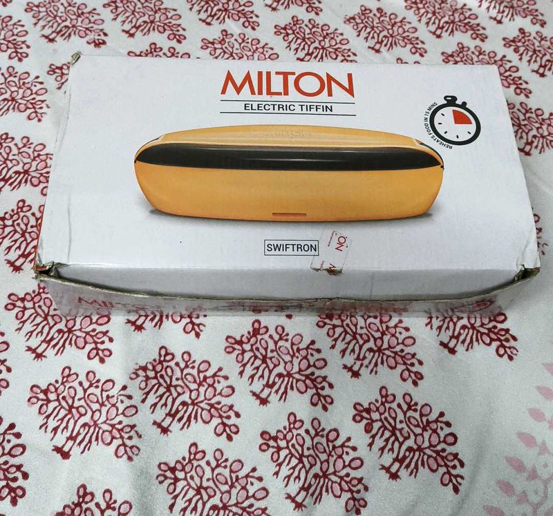 Milton Swiftron Electric heated lunch Box