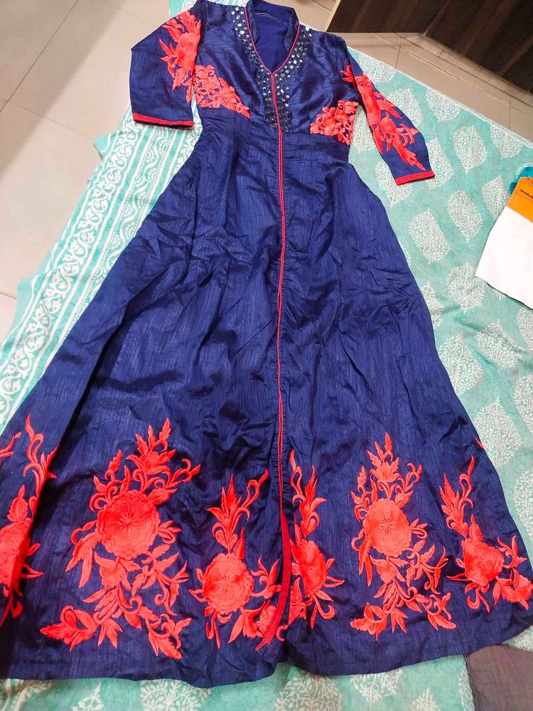 Elegant Embroidered Kurta