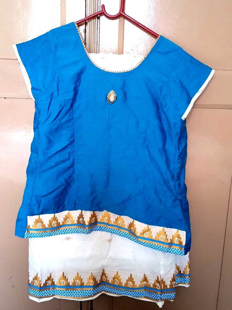 Blue &amp; White Lehanga Without Dupatta