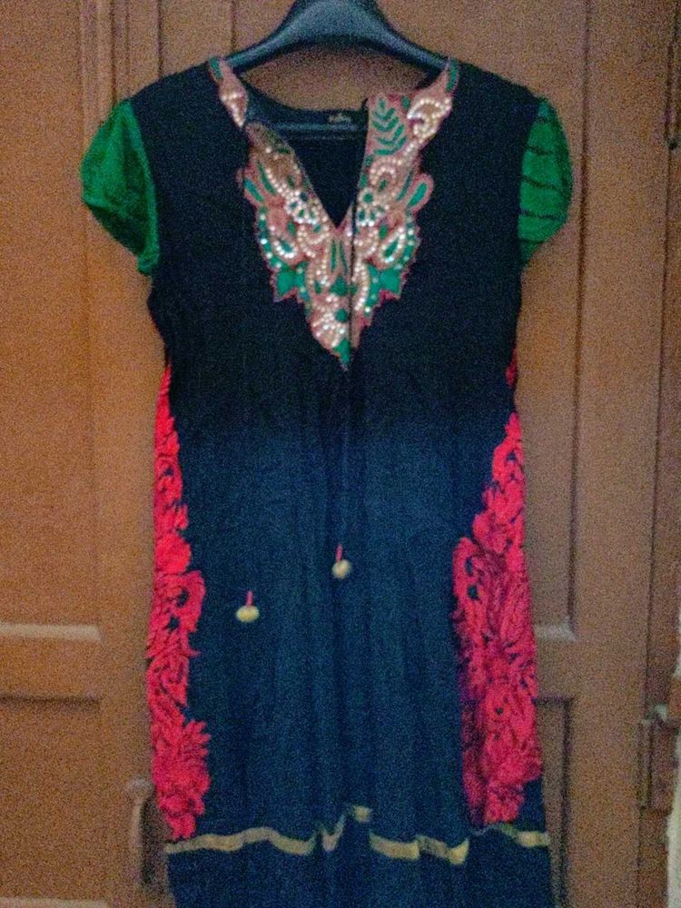 Embroidered Kurta