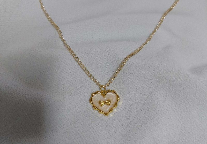 Heart Enamel Bow Pendant🩷🎀