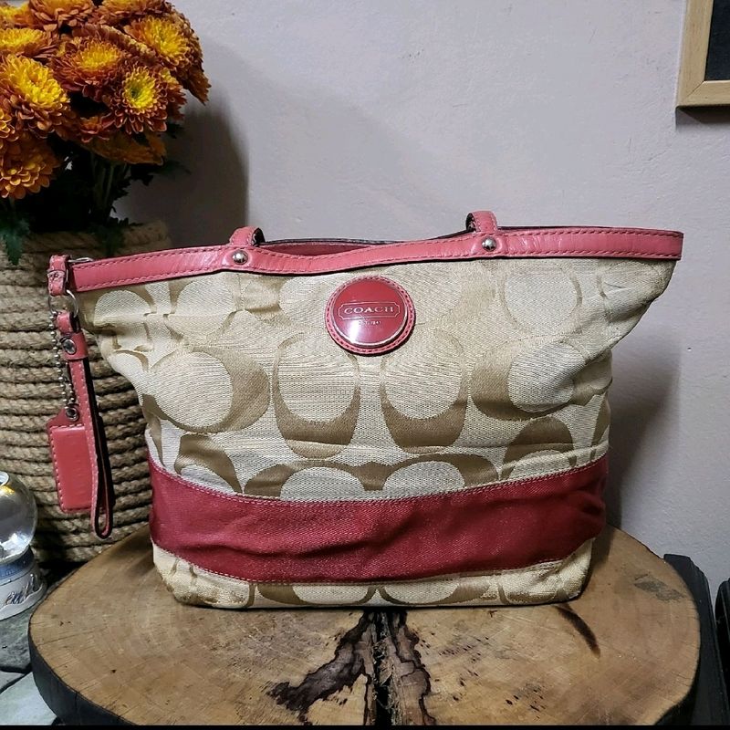 Coach Signature Canvas Tote Bag
