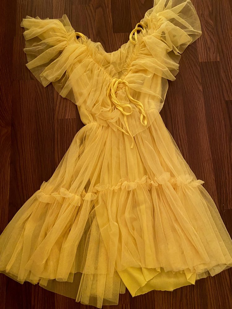 Yellow Dress