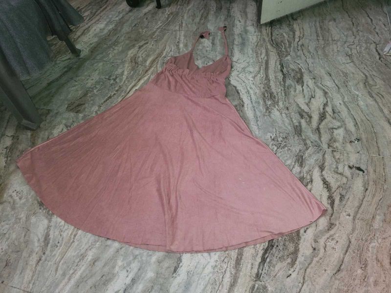 Peach Beautiful Dress 👗 😍