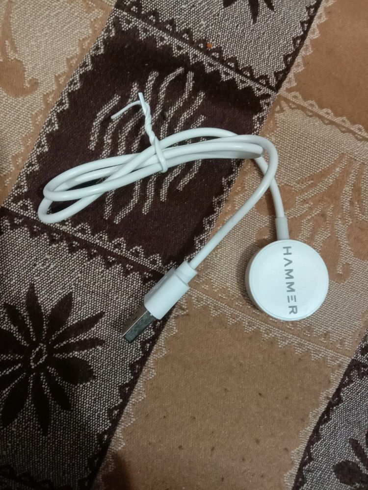 An Exclusive Hammer Smart Watch Charger Active 3.0