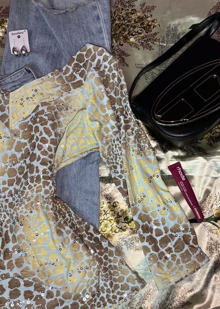 Patterned Long Sleeve Top