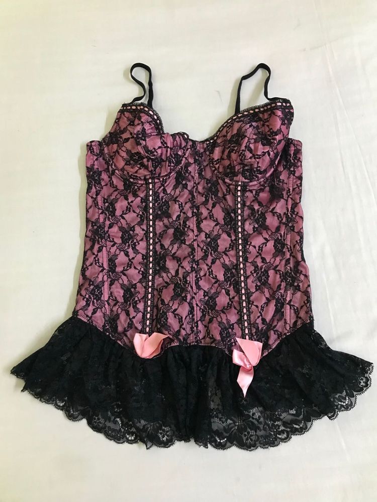 Pink Corset With Black Lace Bust 34(stretchy)