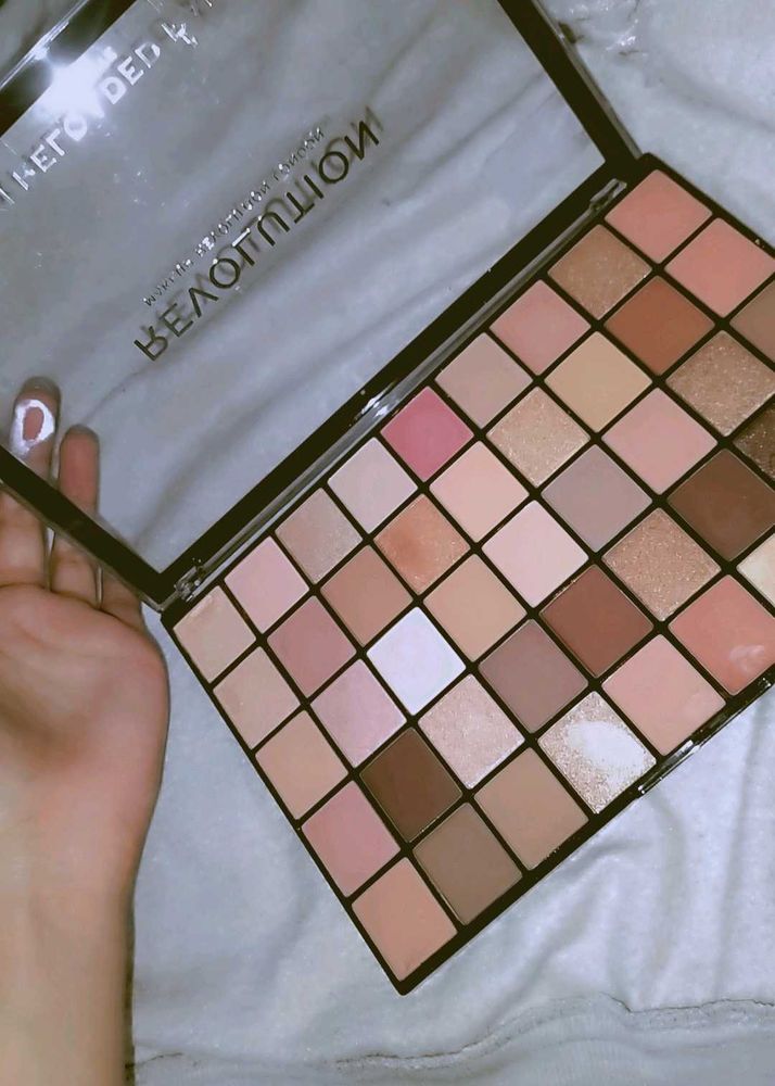 Revolution Eyeshadow Palette