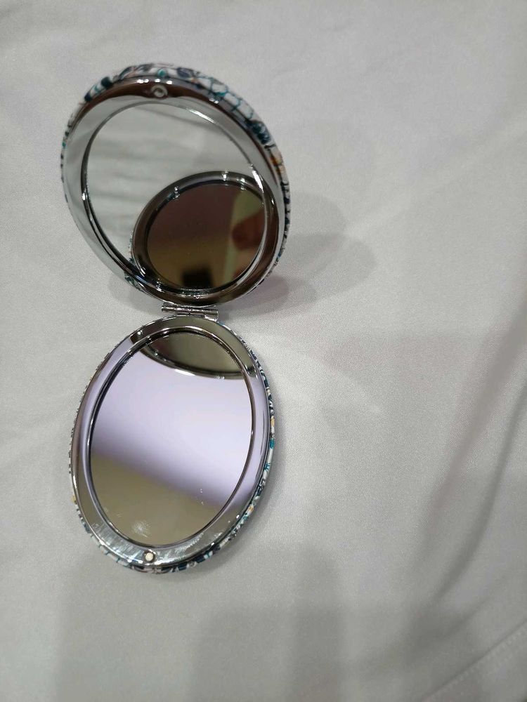 Pinteresty Mirror