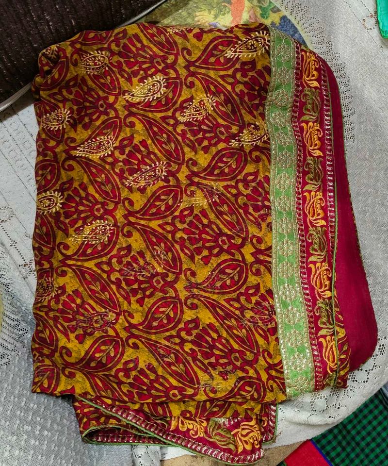 Elegant Printed Saree (Very Soft)