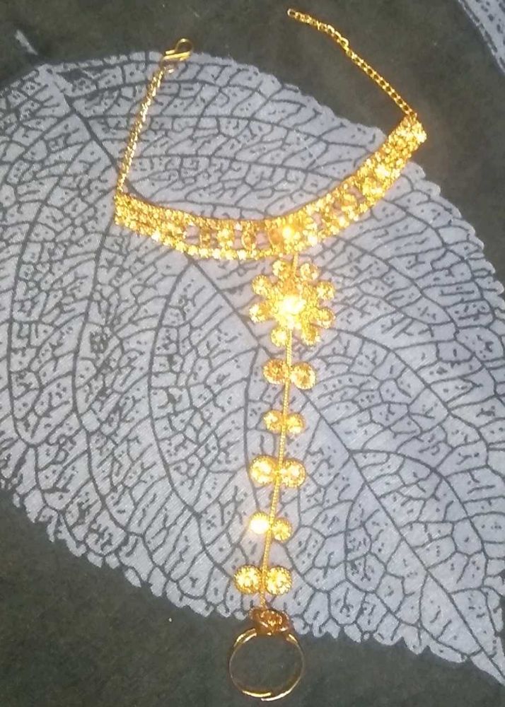 Golden Hand Harness